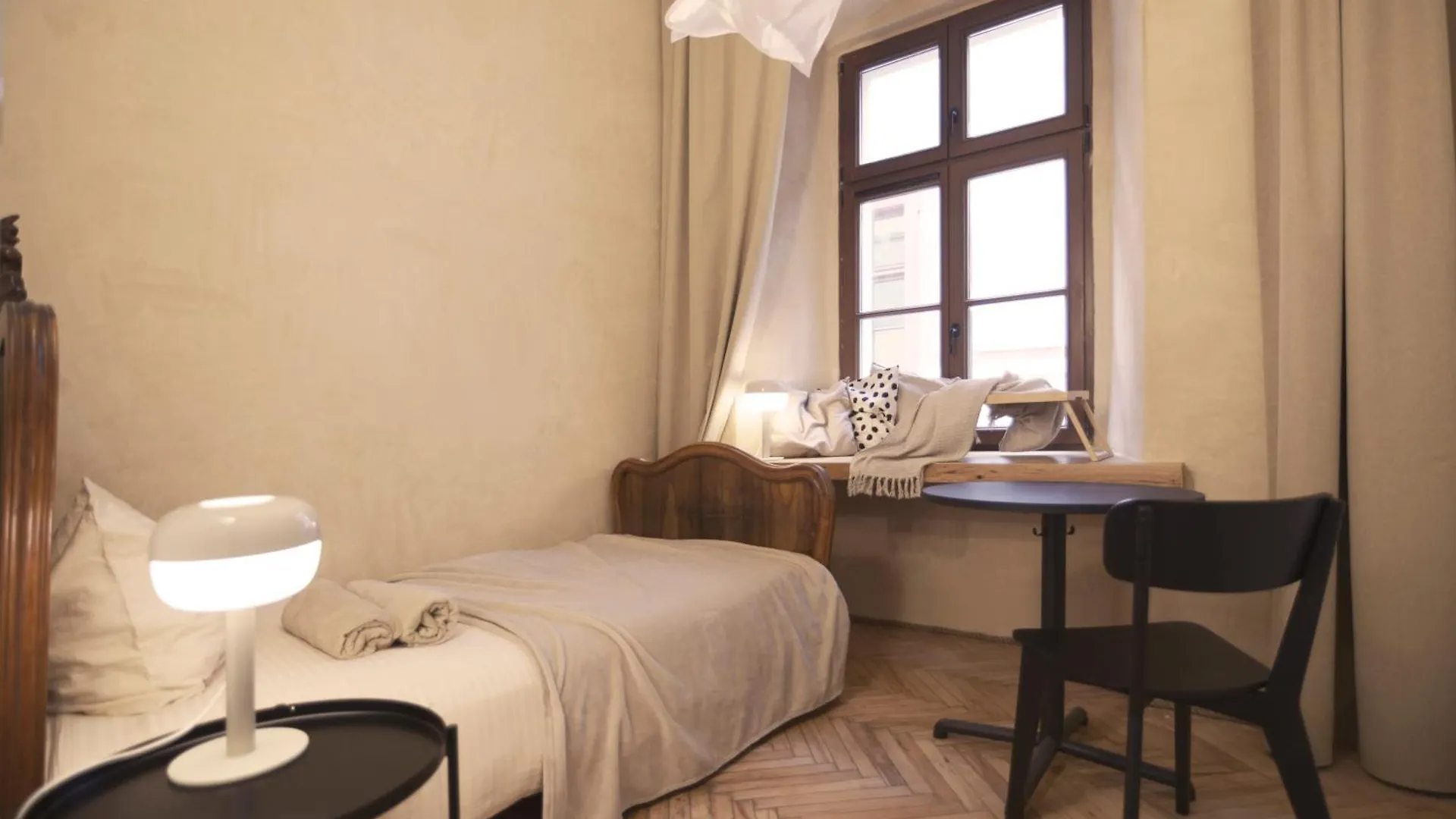 Charming Apartment / Old Town City Center Wroclaw