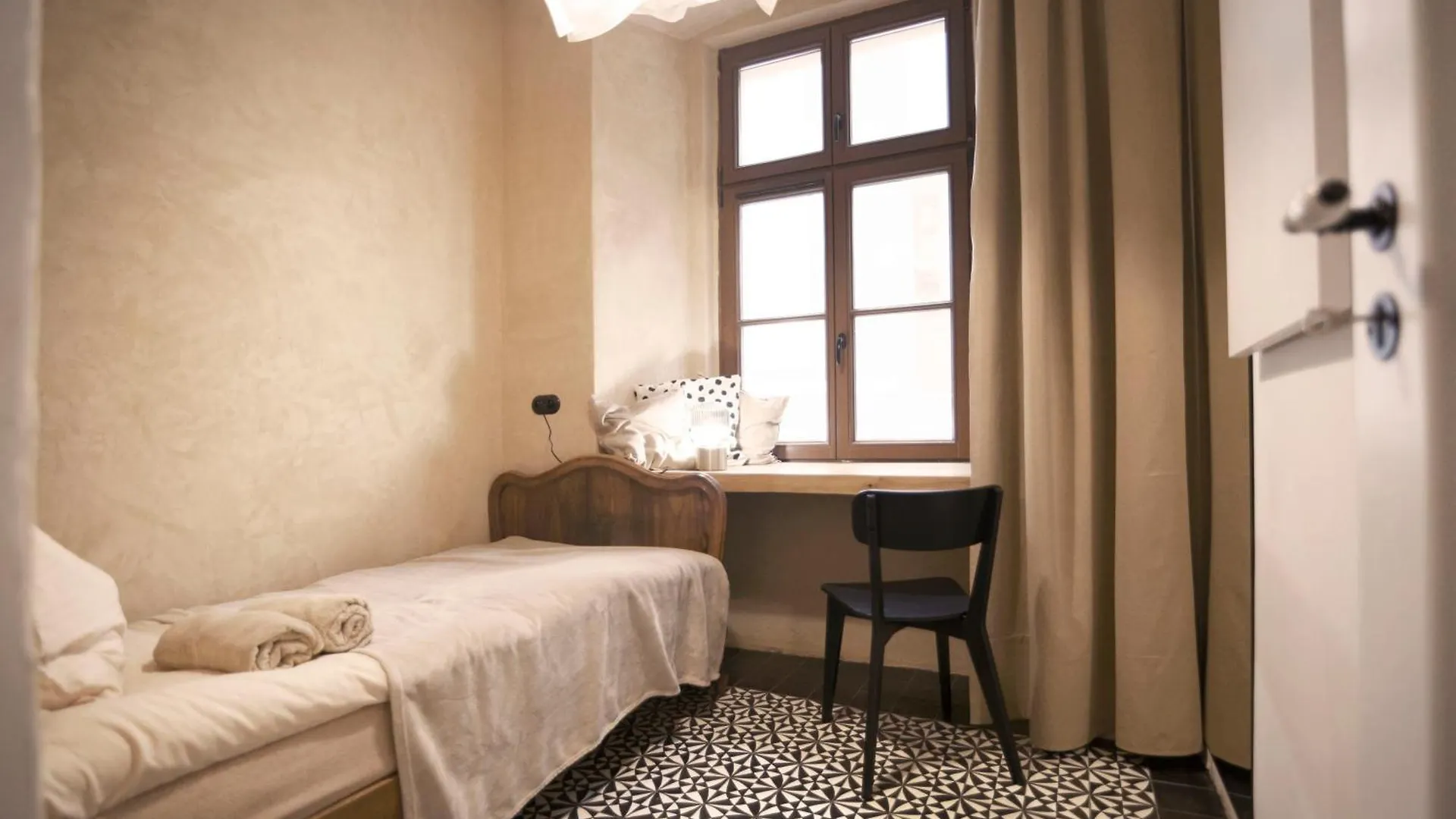 Charming Apartment / Old Town City Center Wroclaw Poland
